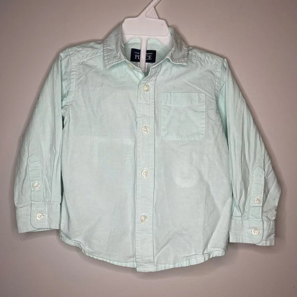 Carter’s Button Down Shirt pastel Green and OshKosh B’gosh Jeans Size 3T